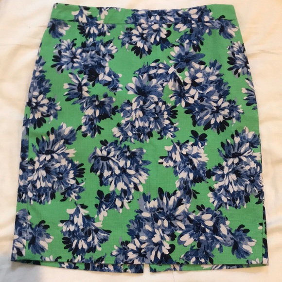 J. Crew Dresses & Skirts - J. Crew Floral print pencil skirt
